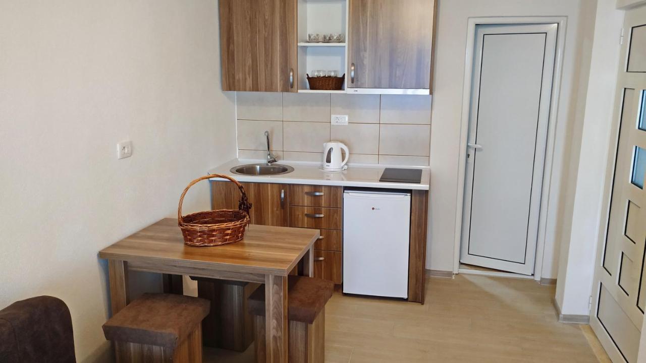 Apartments Abramovic 2 ストモレ エクステリア 写真